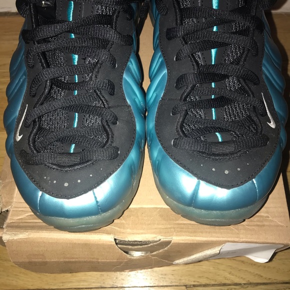 CUSTOM LIGHT UP NIKE AIR FOAMPOSITE PRO by SOLE SWAP - Picture 6 of 8